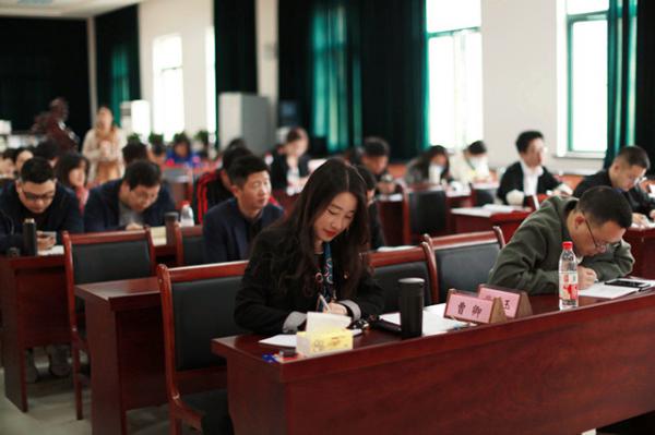 04111I(y) ӛ2020W(xu)ڶW(xu)ڼdбW(xu)УӋ(j)늌I(y)̎Ӗ(xn)-10_.jpg